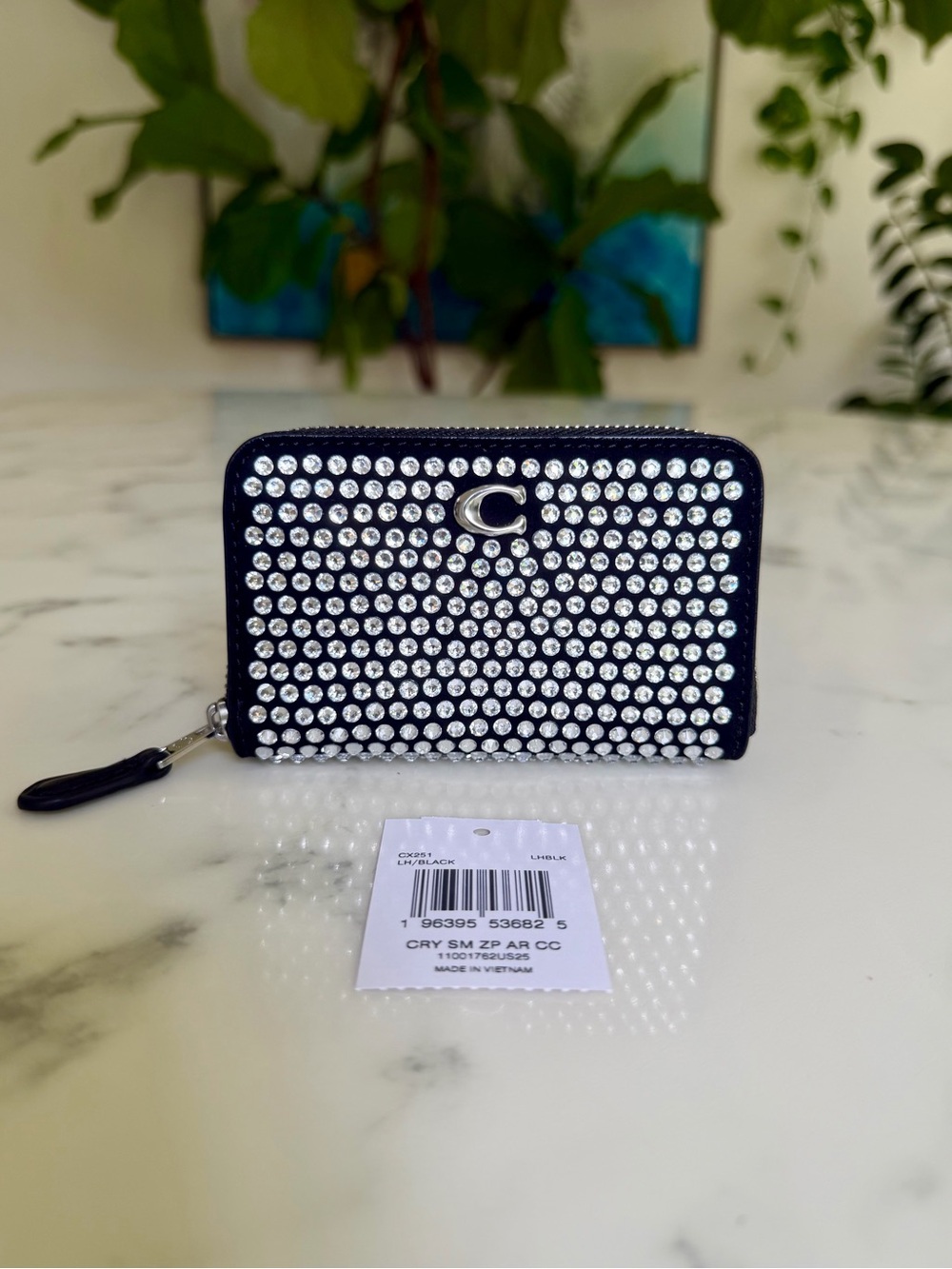 NWT COACH Essential Small Zip Around Card Case With Crystal Black Leather cx251